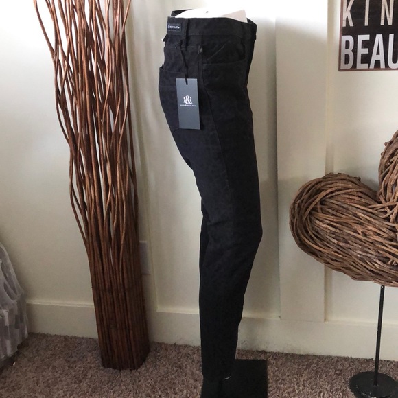 LAST PR! Rock&Republic Get Flocked Kashmiere Jeans - Picture 3 of 7